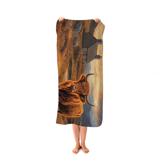 Highland Cow And A Cottage Beach Towel